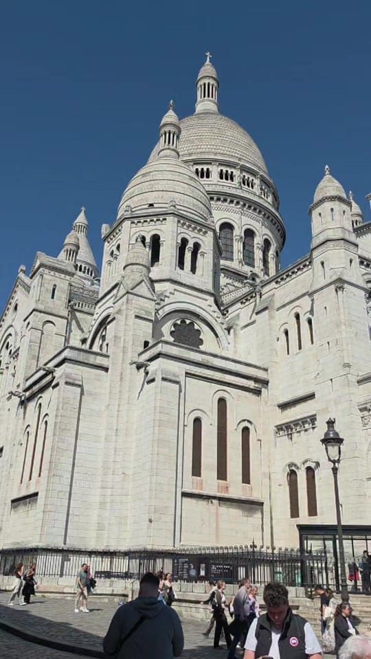 Post 4 by Séverine on TikTok (video)