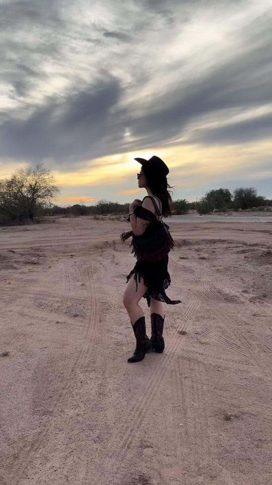 Post 1 by LaPaulamor on TikTok (video)