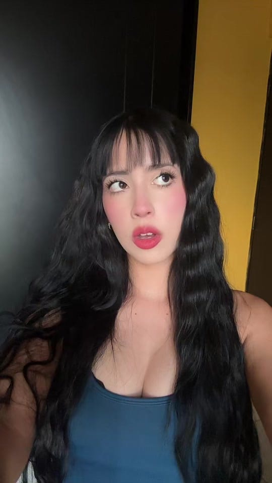 Post 9 by Meliggie Alvarado on TikTok (video)