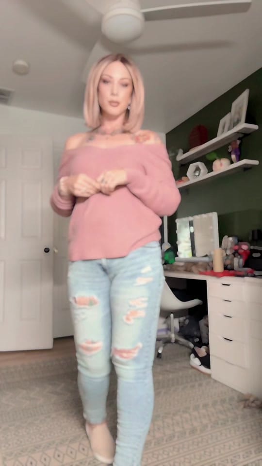 Post 5 by It’s me Jessica on TikTok (video)