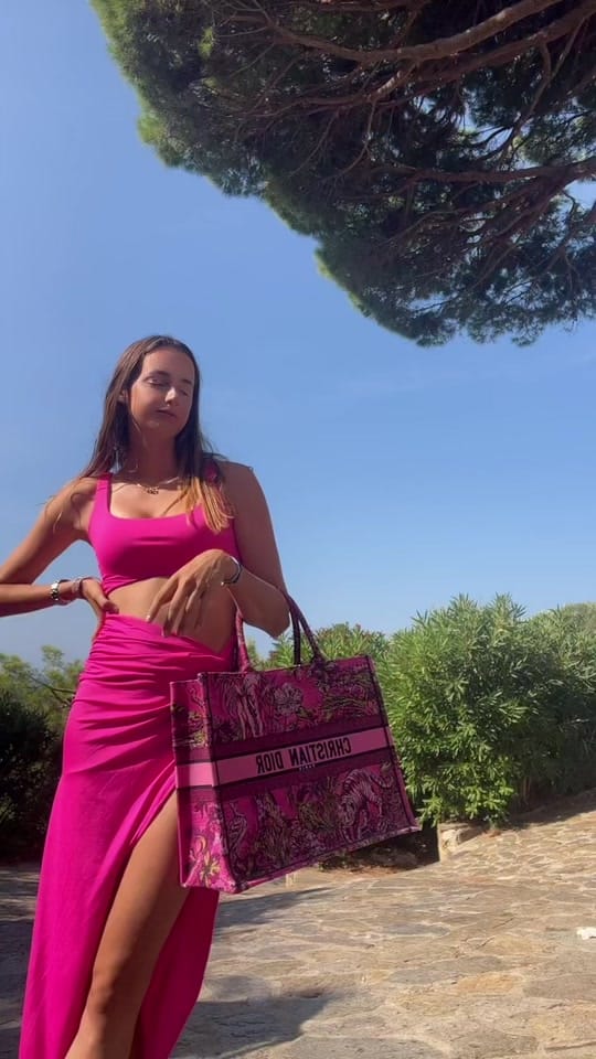 Post 10 by Vic🌸 on TikTok (video)