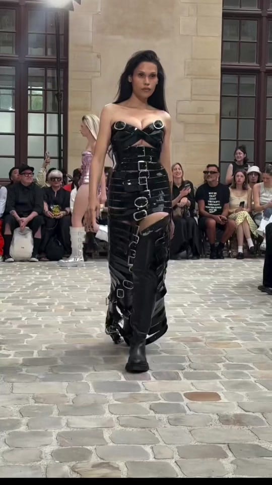 Post 9 by FASHION ON RUNWAY on TikTok (video)