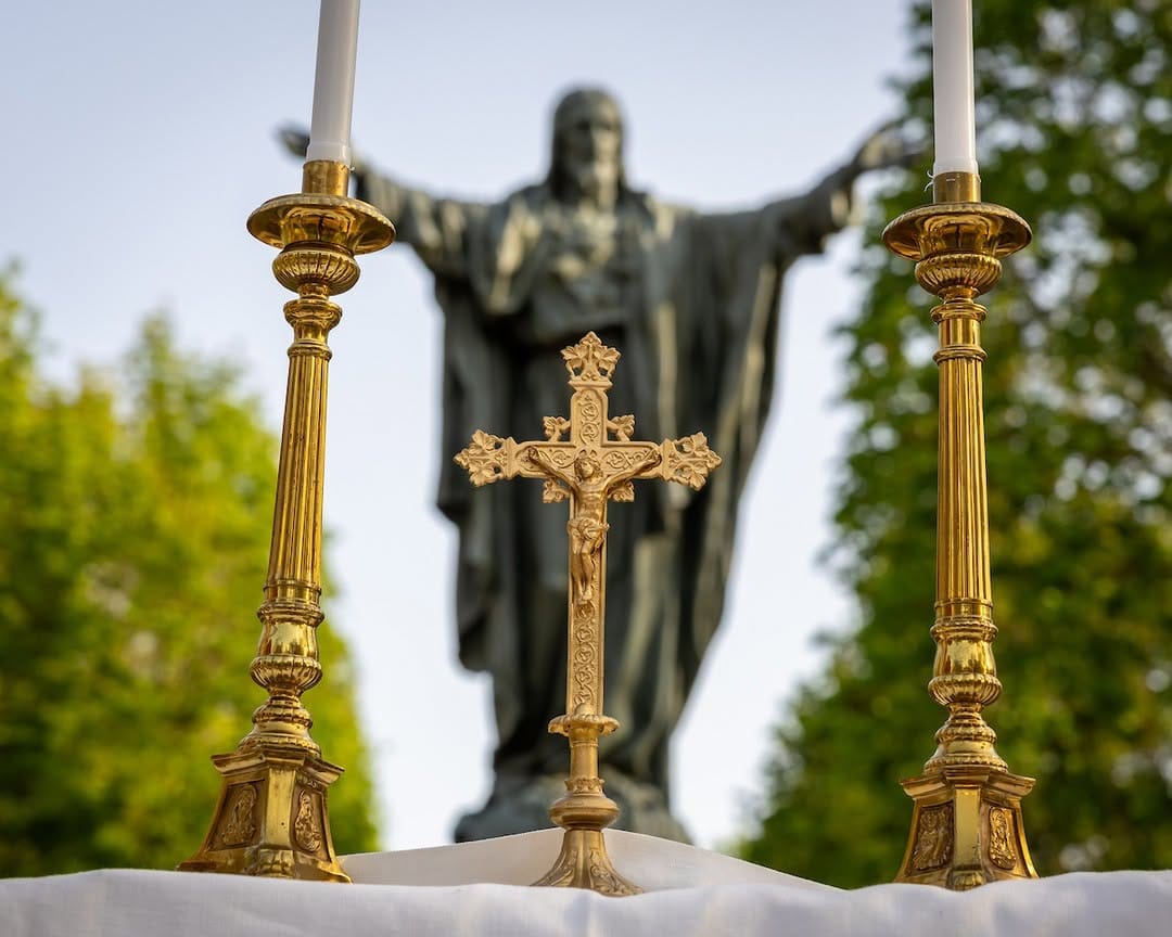 Post 8 by University of Notre Dame on Instagram (image)