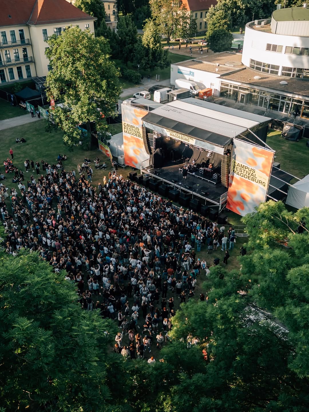 Post 8 by Hochschule Magdeburg-Stendal on Instagram (carousel)