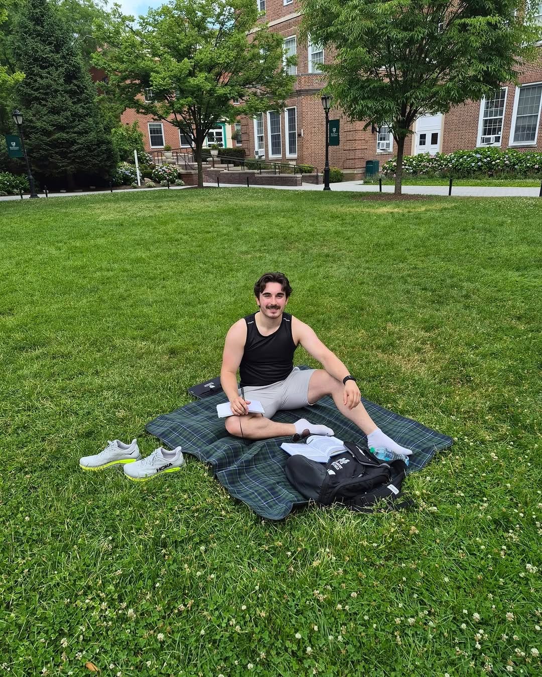 Post 5 by Manhattan University on Instagram (image)