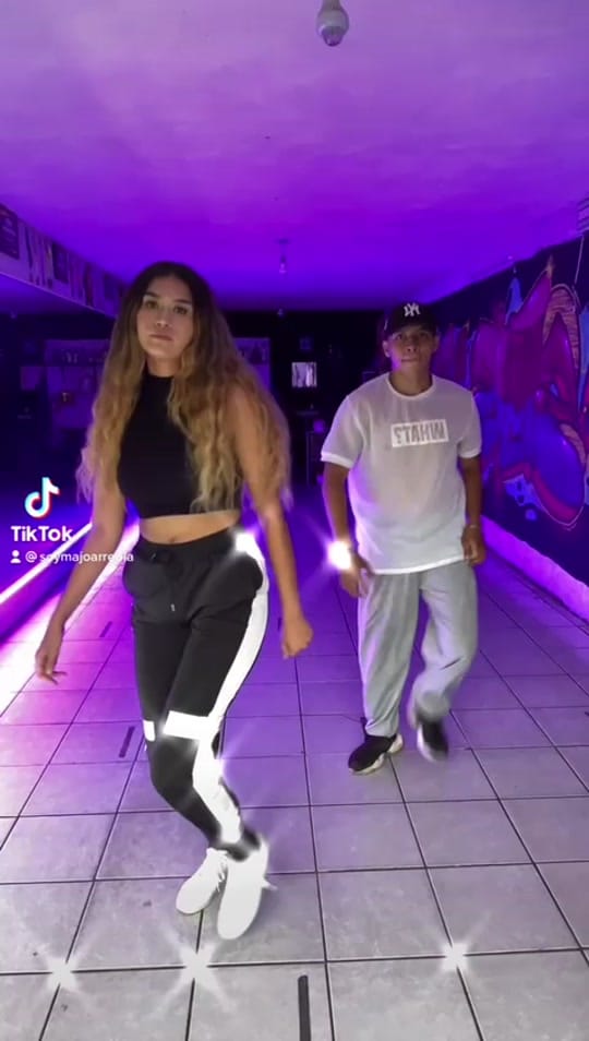 Post 9 by Bloner Dance Teck on TikTok (video)