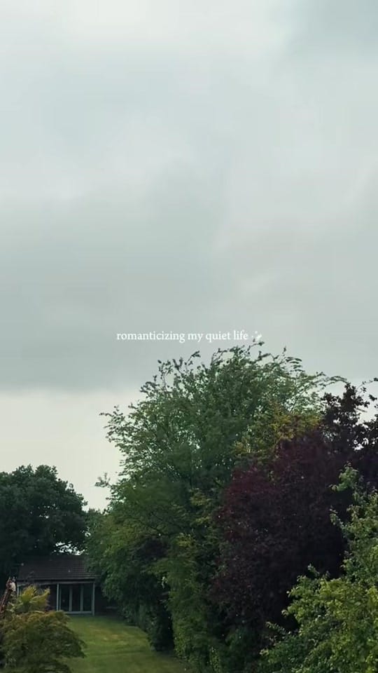 Post 4 by Sharnie Louise✨ on TikTok (video)