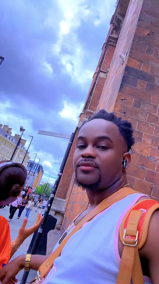 Post 1 by STB Clothing on TikTok (video)