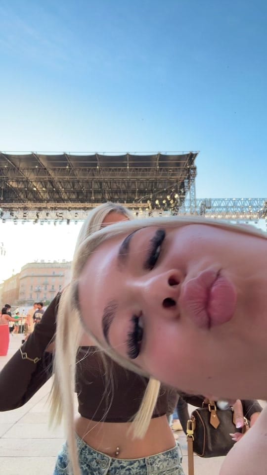 Post 1 by AL on TikTok (video)