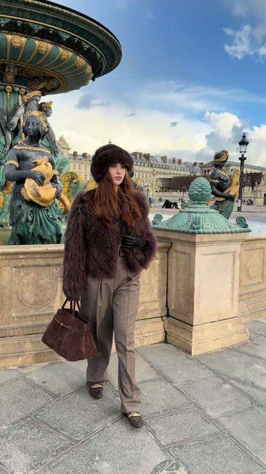 Post 4 by Milina in Paris on TikTok (video)