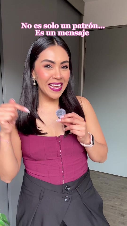 Post 3 by Arianna Cortés on TikTok (video)