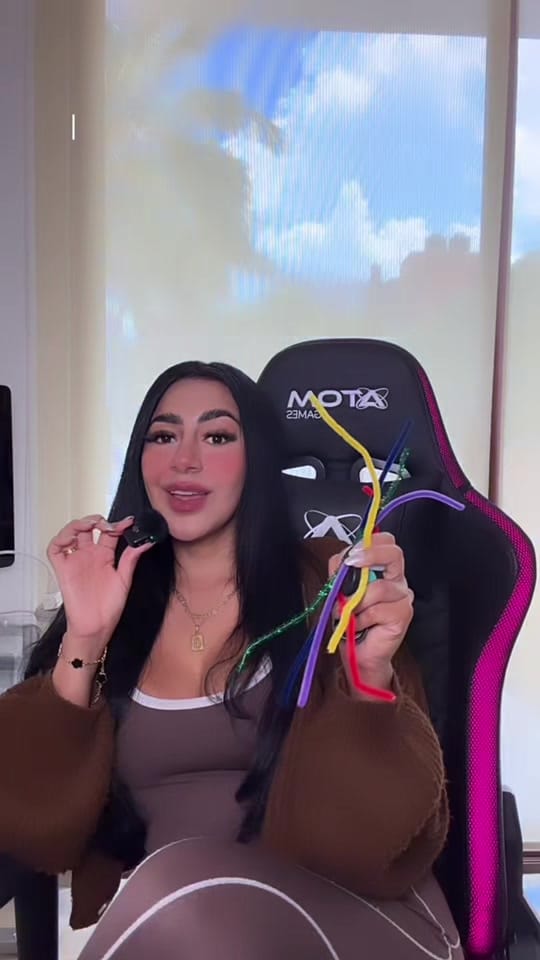 Post 4 by Karen Espin | The it mom ✨ on TikTok (video)