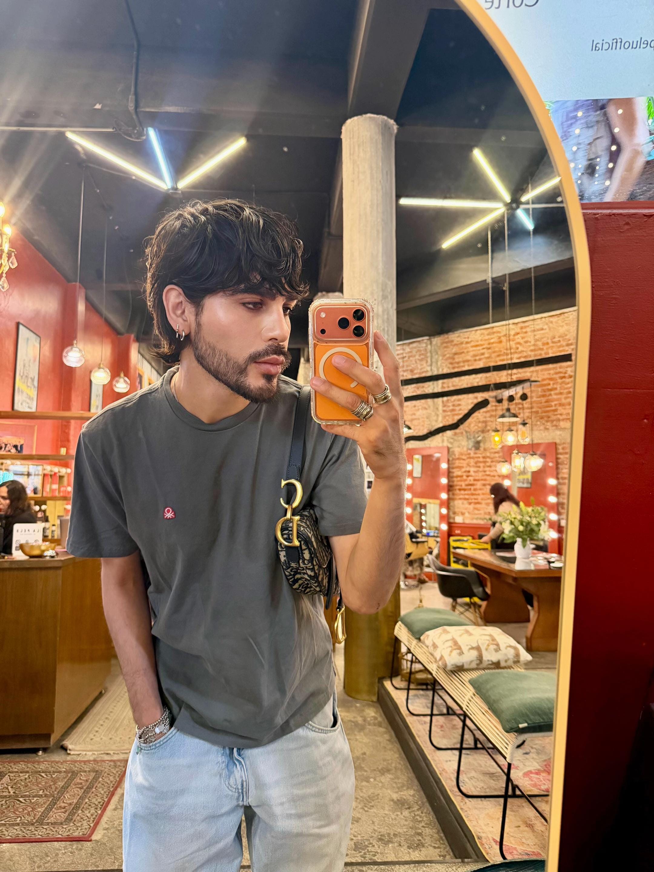 Post 6 by De la Garsa on TikTok (video)