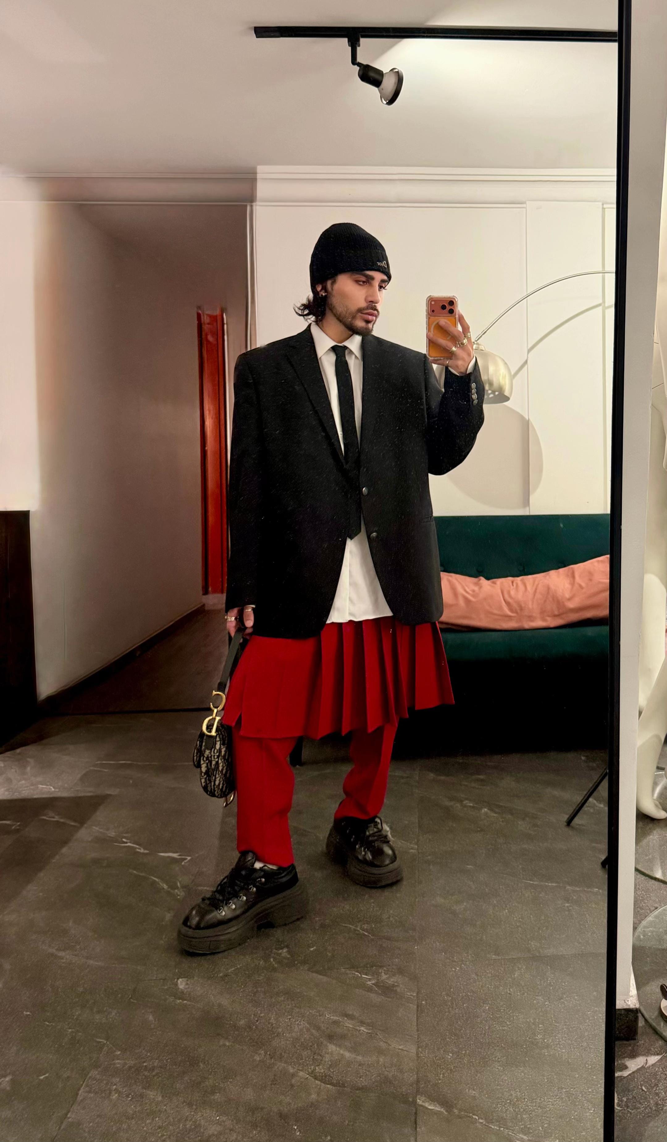 Post 9 by De la Garsa on TikTok (video)