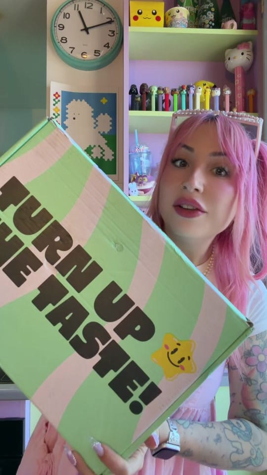 Post 2 by Lazy Kat on TikTok (video)
