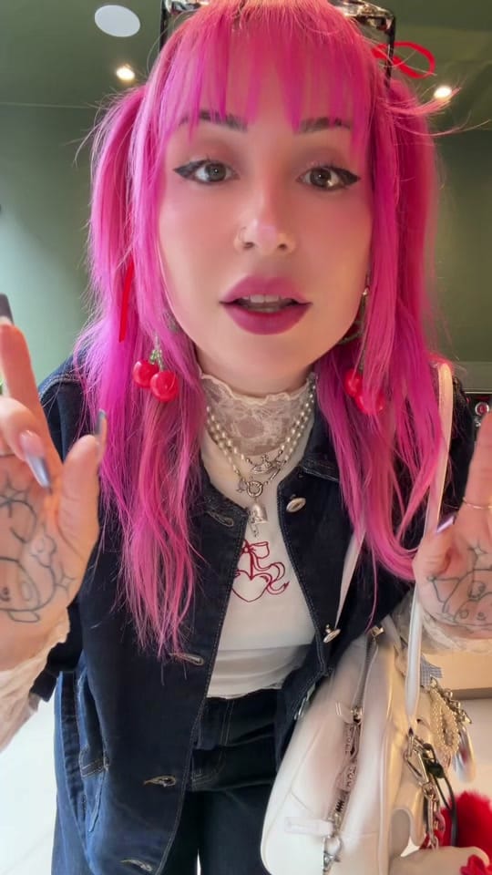 Post 10 by Lazy Kat on TikTok (video)