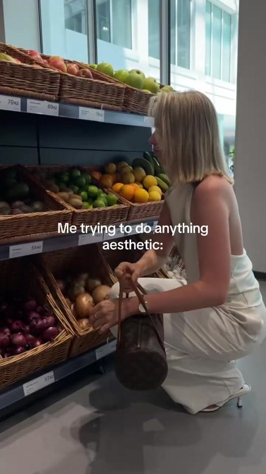 Post 5 by Hvezdinka on TikTok (video)