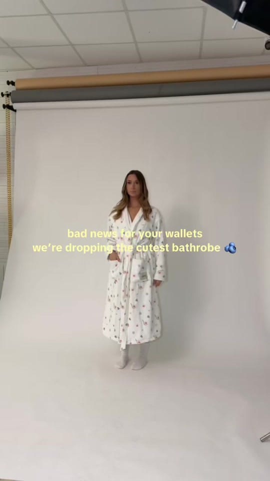 Post 2 by coomfie on TikTok (video)