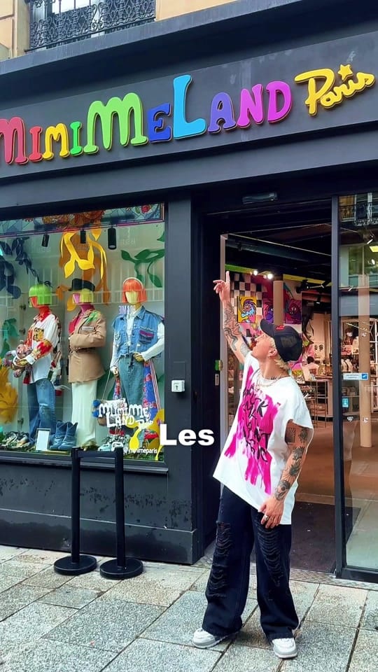 Post 10 by MiniMe Paris on TikTok (video)