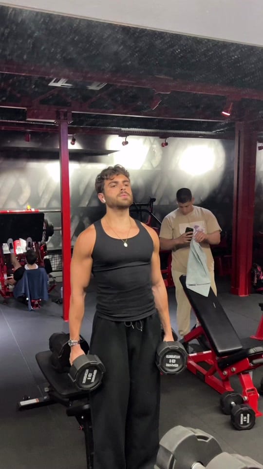 Post 6 by Lucas_clka on TikTok (video)
