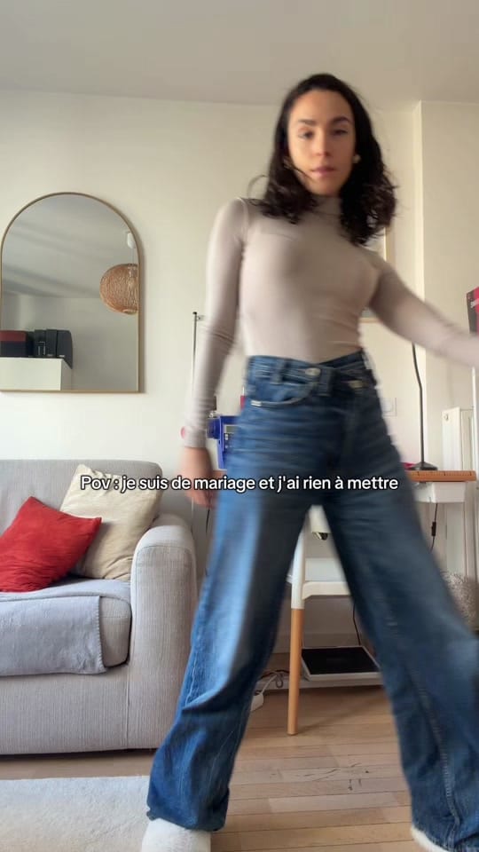 Post 1 by Amélie Diaz on TikTok (video)