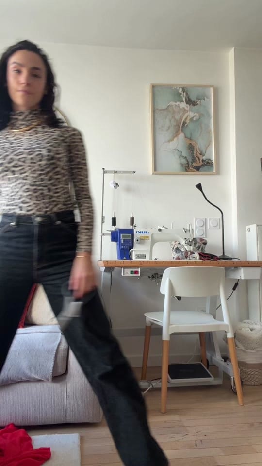 Post 2 by Amélie Diaz on TikTok (video)