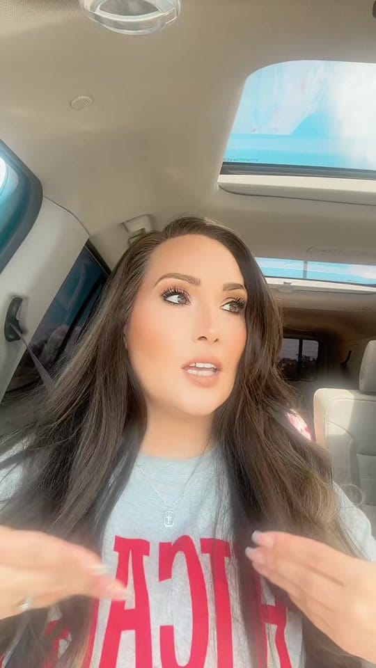Post 8 by Chrissy Cruce on TikTok (video)