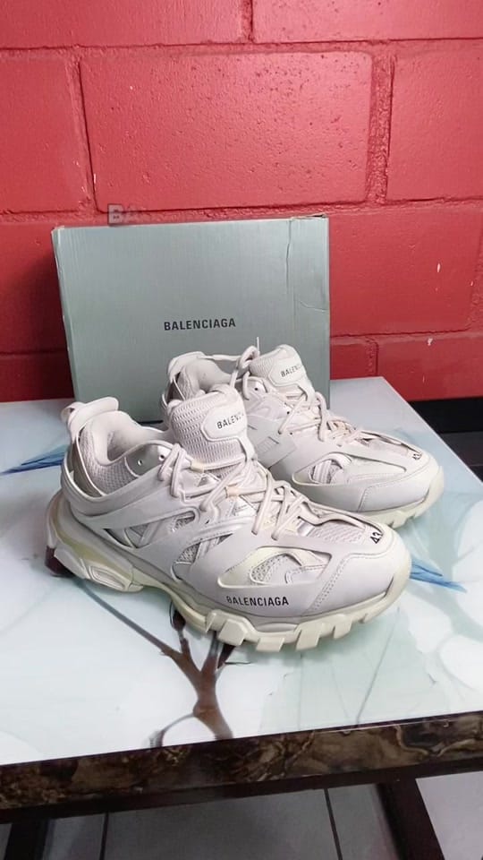 Post 7 by MasoudCloset on TikTok (video)