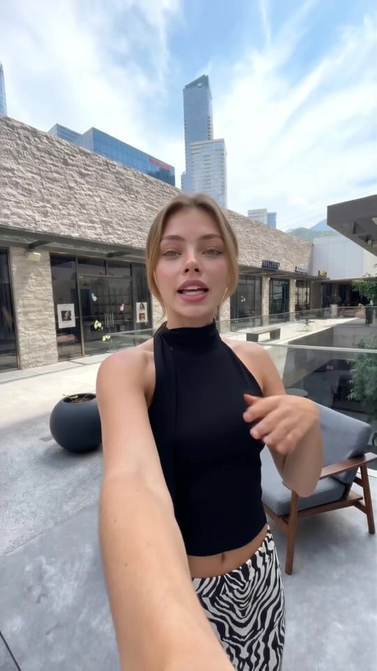 Post 2 by Luzia ✨ on TikTok (video)