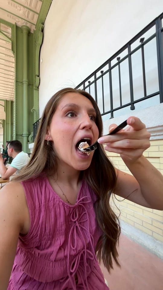 Post 2 by Jadouce on TikTok (video)