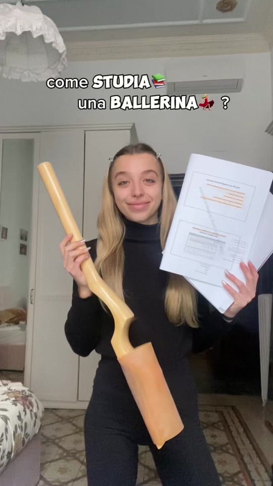 Post 10 by Eleonora Tucci on TikTok (video)