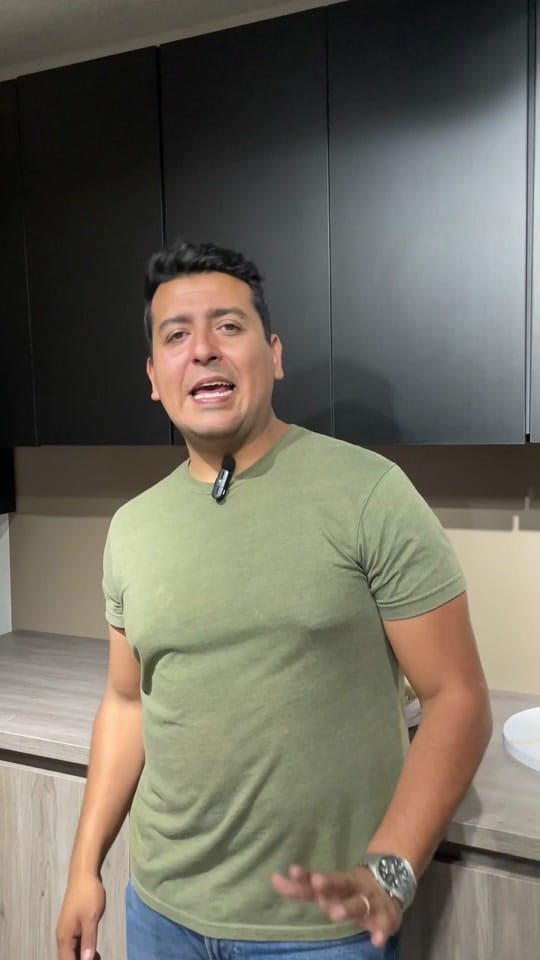 Post 1 by LaPuertaMx on TikTok (video)