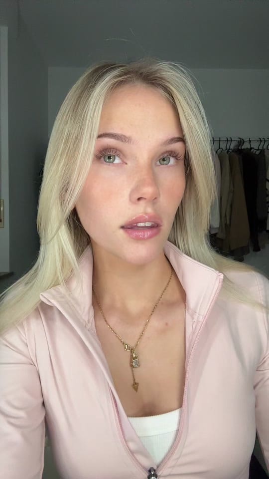 Post 3 by leonieesteil on TikTok (video)