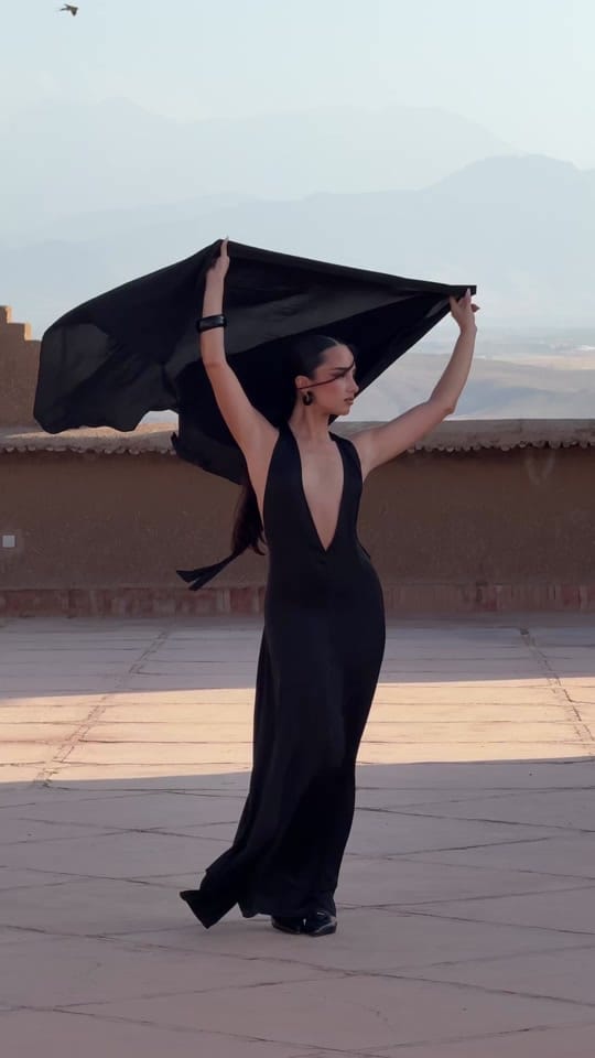 Post 2 by Maëva De moura on TikTok (video)