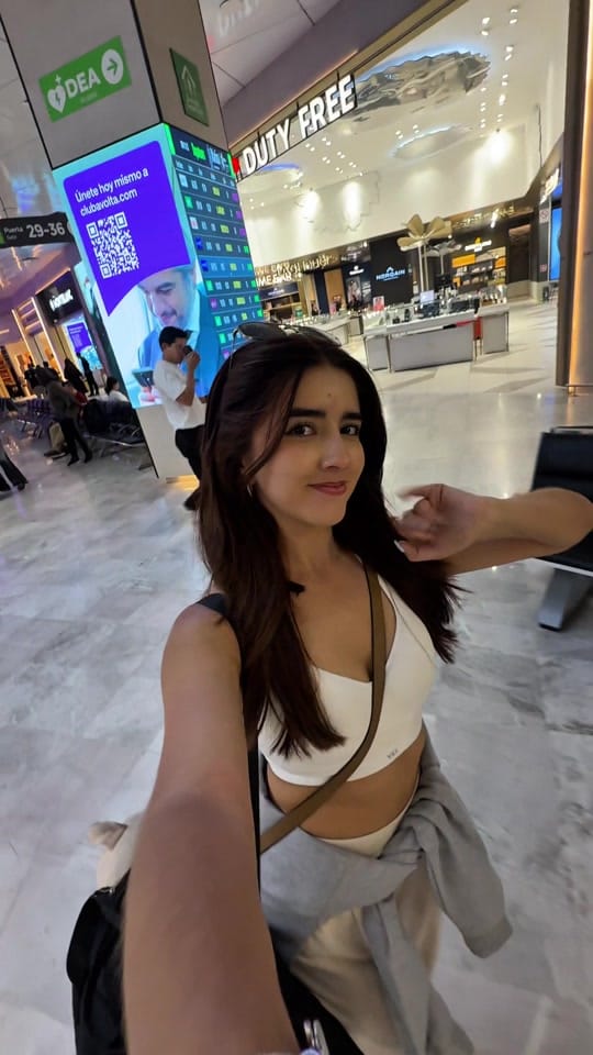 Post 3 by Bentley ✨ on TikTok (video)