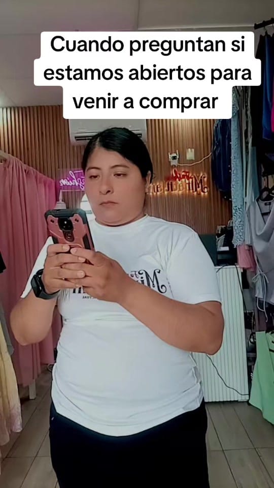 Post 4 by fashionmina on TikTok (video)