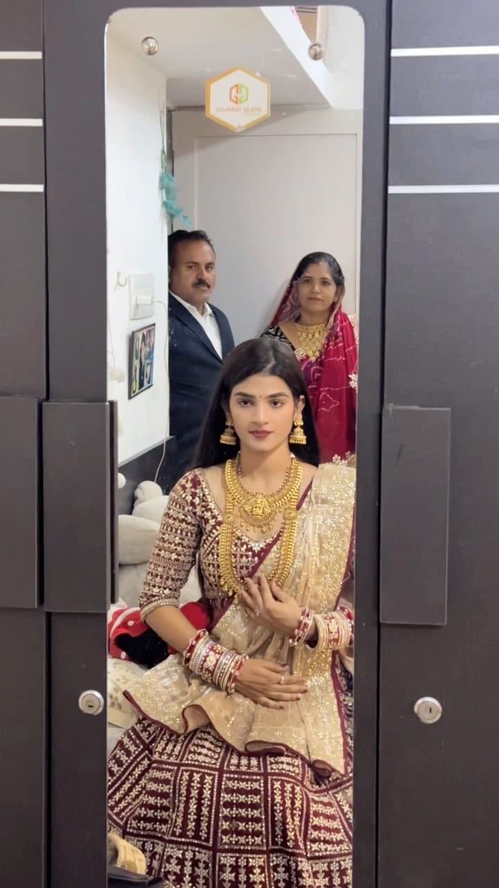 Post 9 by Nikita Kumawat (Bullet Rani) on Instagram (video)