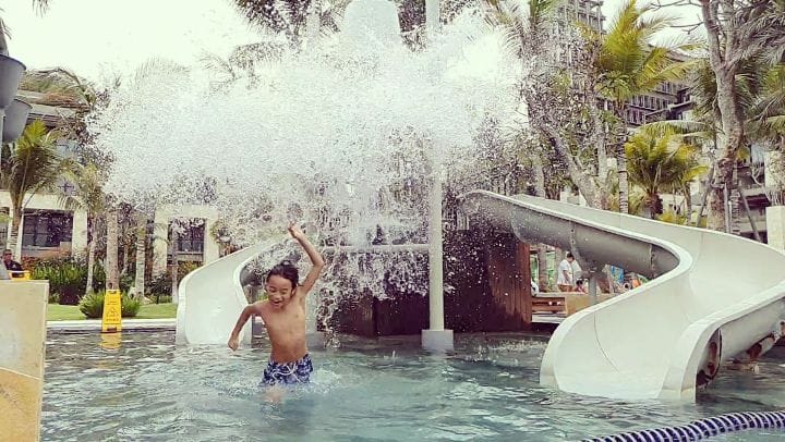 Post 8 by Ashraf Sinclair Official on Instagram (video)