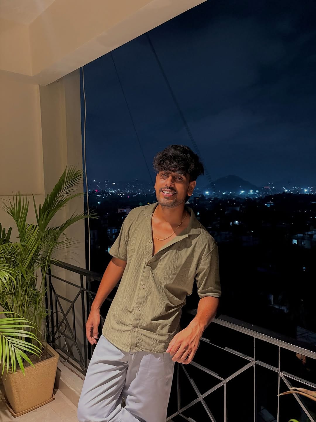 Post 9 by Abhishek yadav on Instagram (carousel)
