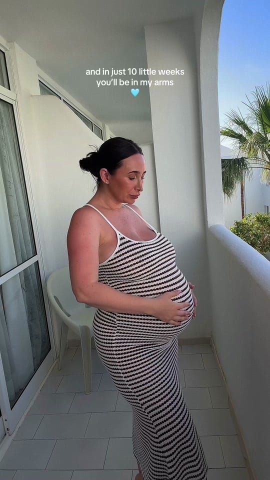 Post 7 by Chloe Frances 🌷 on TikTok (video)