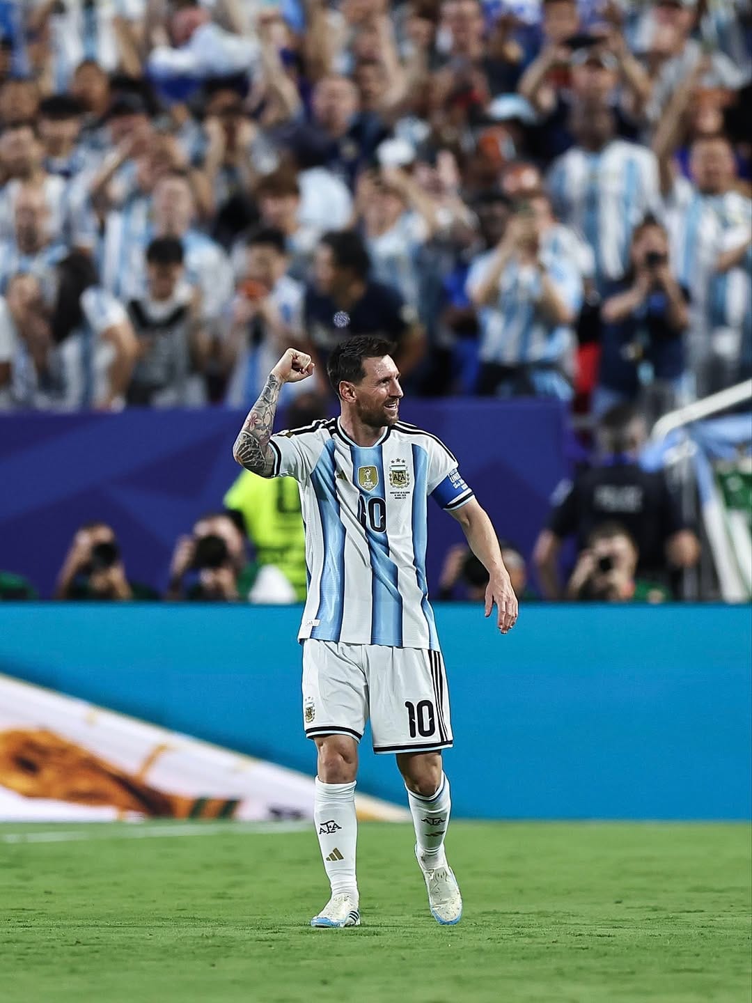 Post 2 by Leo Messi Club | Fan Page on Instagram (carousel)