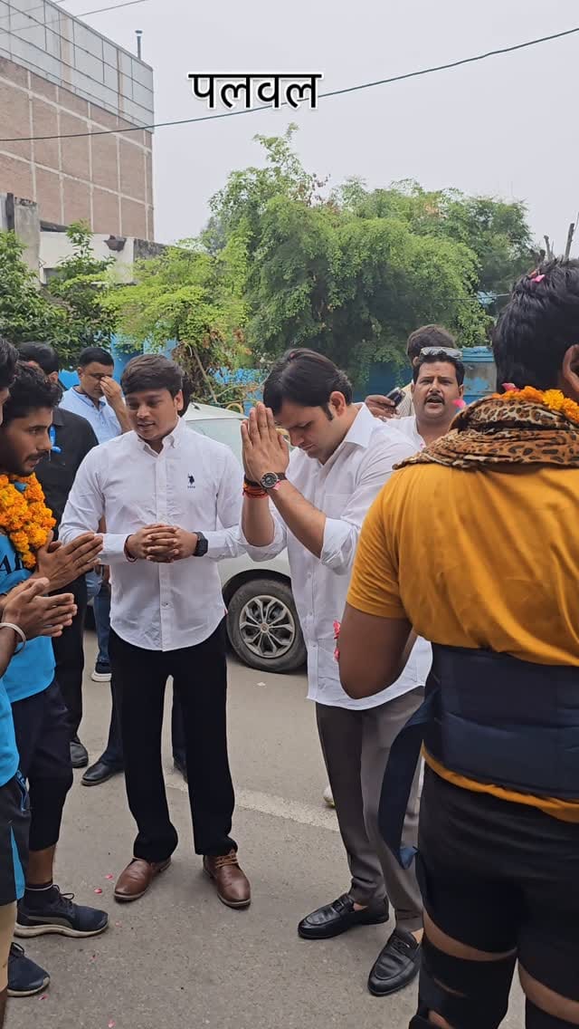 Post 10 by Girdhar Sharma on Instagram (video)