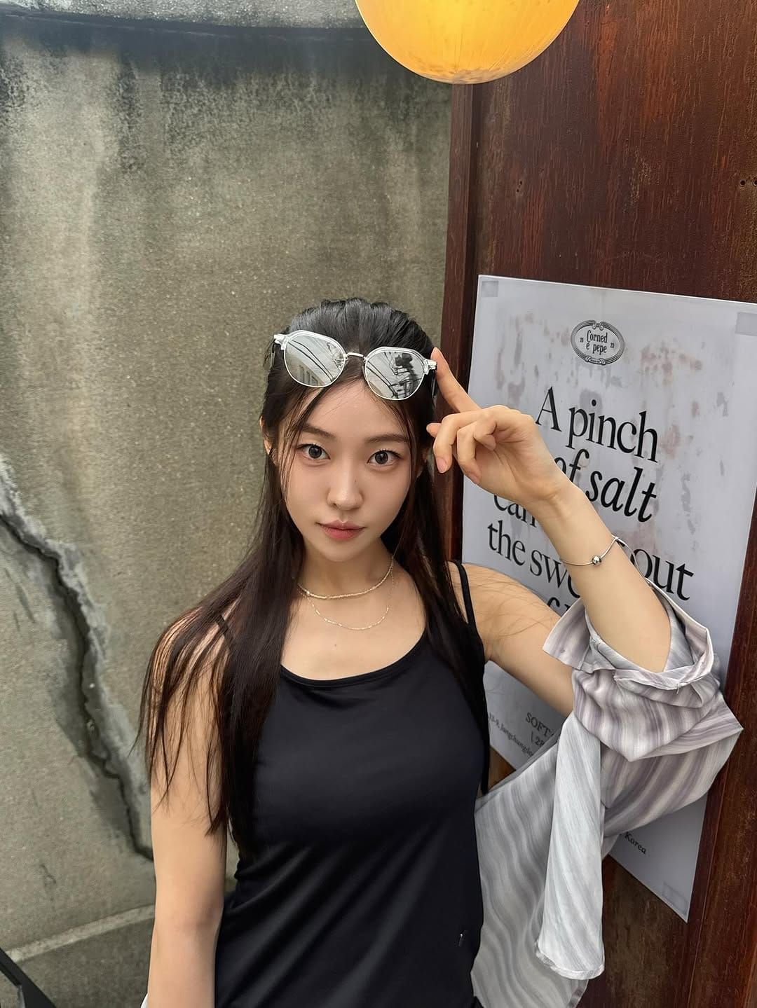 Post 8 by 송지우 on Instagram (carousel)