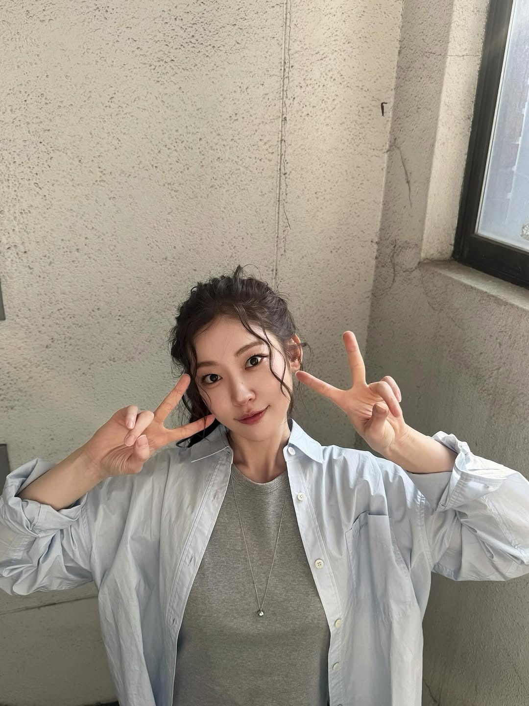 Post 3 by 송지우 on Instagram (carousel)