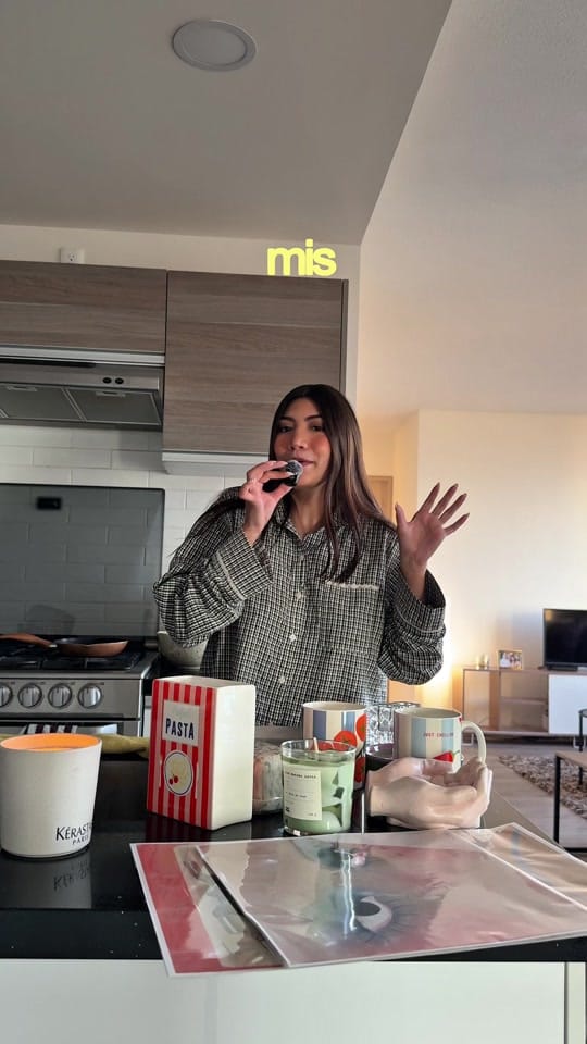 Post 3 by Daniela Serrano on TikTok (video)