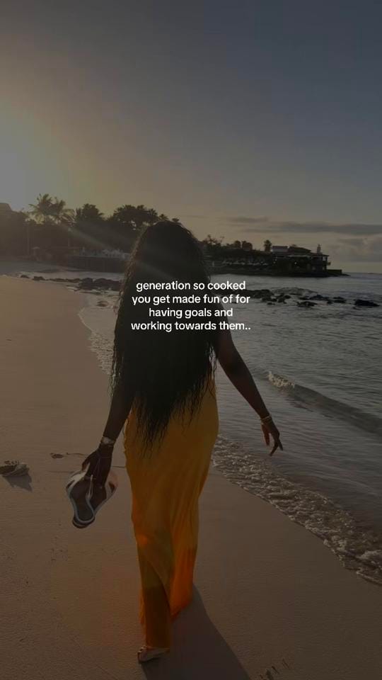 Post 6 by PARIS on TikTok (video)