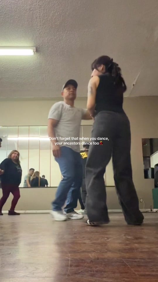Post 5 by Ariam on TikTok (video)