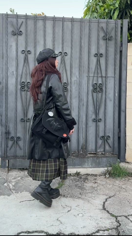 Post 1 by Ariam on TikTok (video)