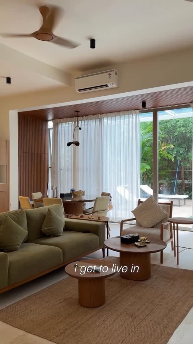 Post 1 by Surabhi Das on Instagram (video)