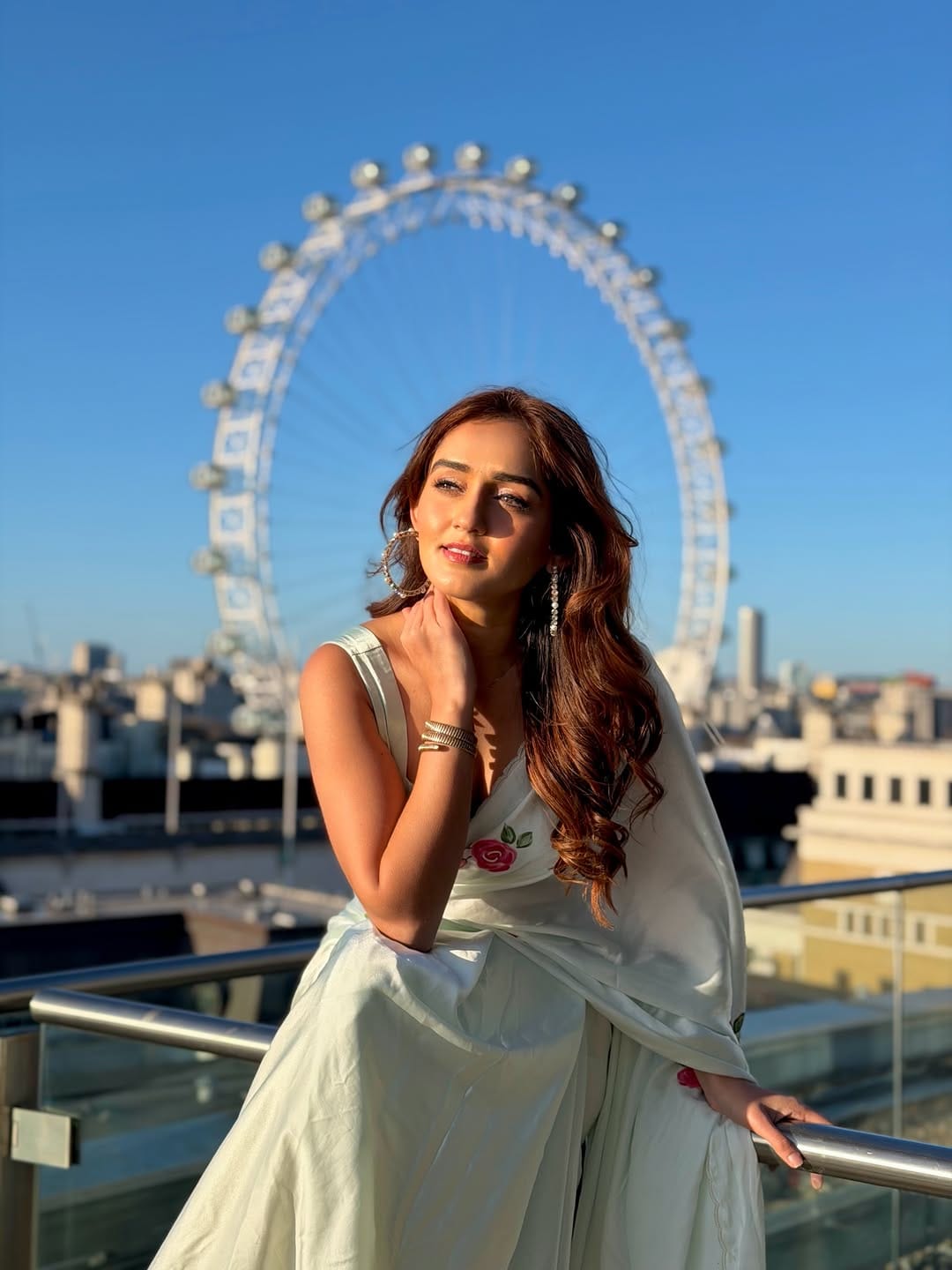 Post 10 by Tanya Sharma on Instagram (carousel)
